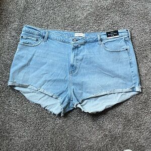 Abercrombie & Fitch NWT The Mom Short High Rise, Curve Love, Plus Size, 37/24